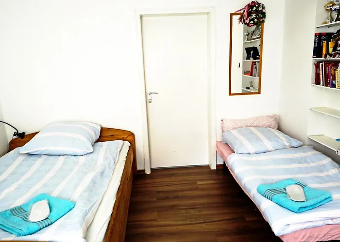 Business Vat Invoice Near Metro Apartament Monachium